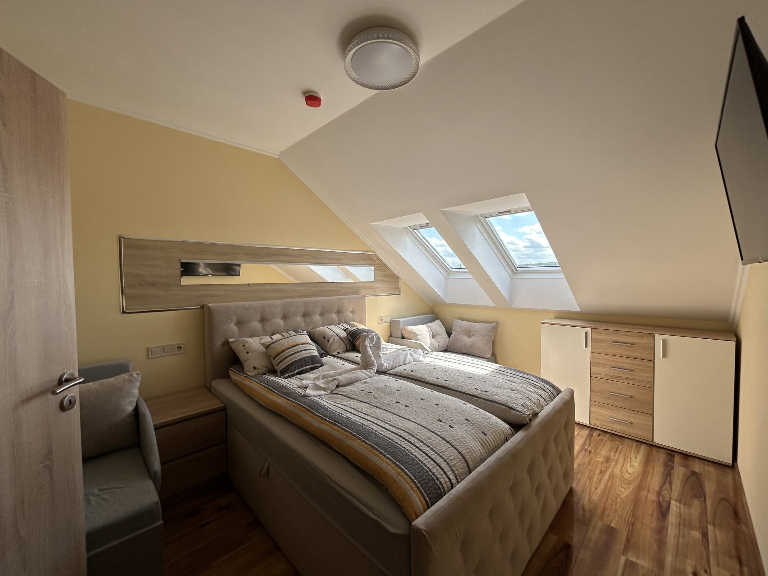 No5.) Apartman